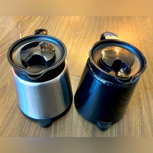 2 Keurig replacement coffee pots .